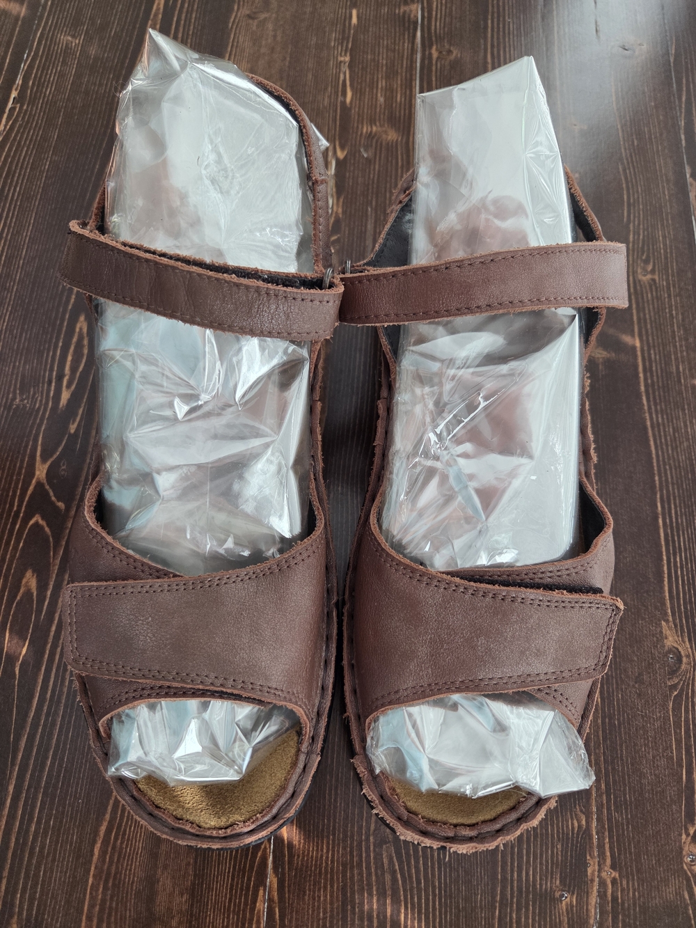 Naot Brown Leather Adjustable-Strap Sandals